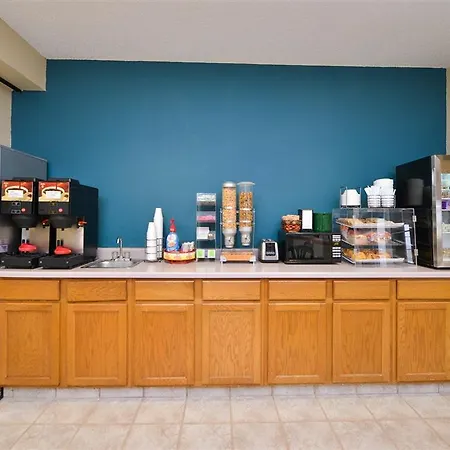 Regency Inn Geneseo Il I-80 